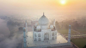 Taj Mahal Helicopter Tour - Taj Voyage.jpg